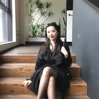邹玲浩